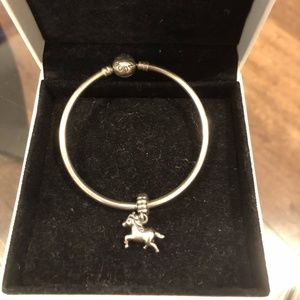 Pandora Moments Bangle
